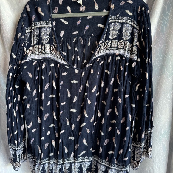 Women's Navy and White Patterned Peasant Boho Feather Cotton Gauze Top - Picture 1 of 8